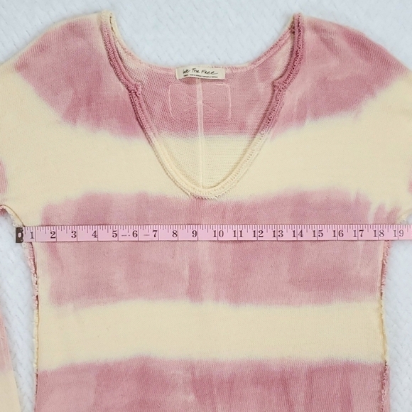 We the Free "Come and Get it" Striped V-Neck Longsleeve Thermal Size Small - Picture 8 of 17